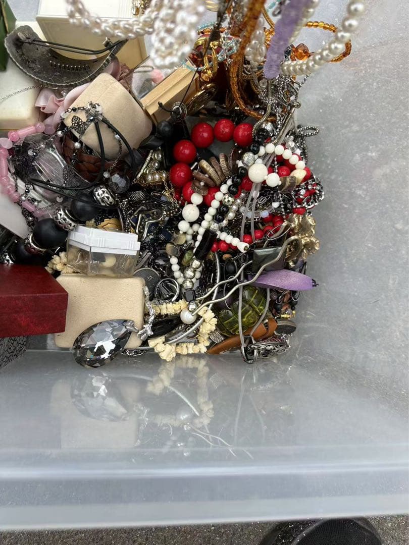 アクセサリー 4キロ　まとめ売り