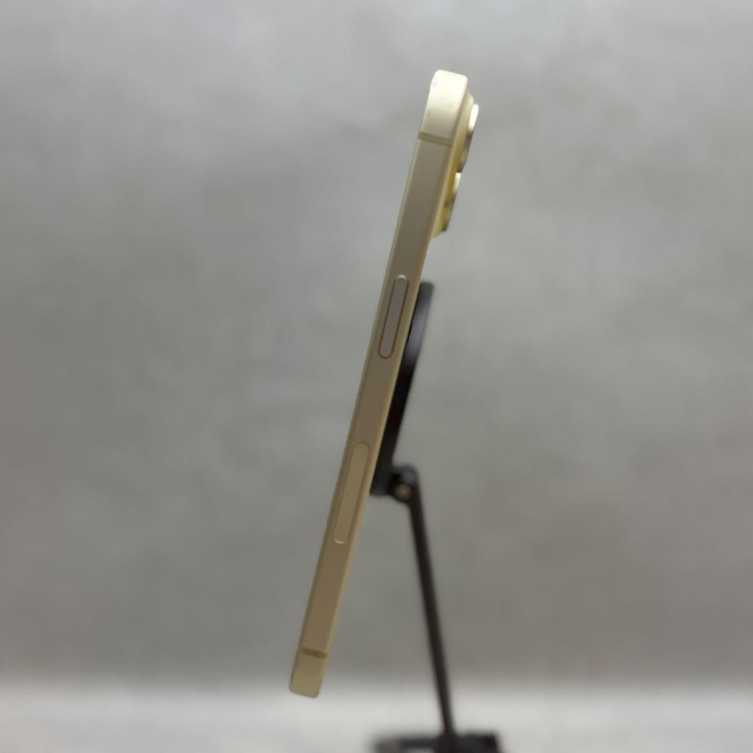 iPhone 15 Yellow 512GB (USモデル eSIM フリー)