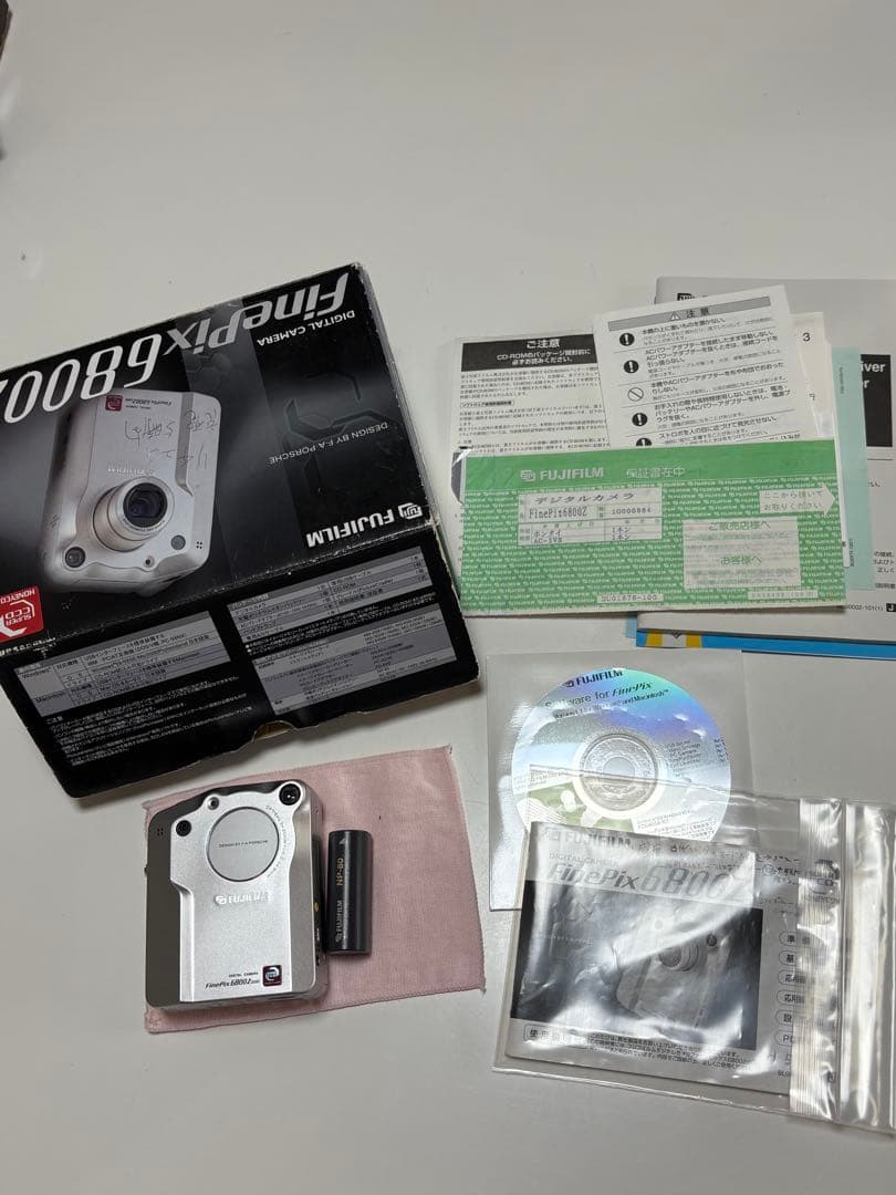 デジタルカメラ Fujifilm FinePix 6800Z