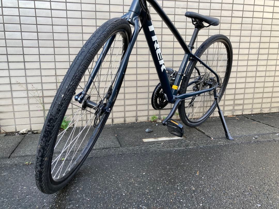 美品 2022年8月購入 トレック TREK FX 2 Disc Gen 3