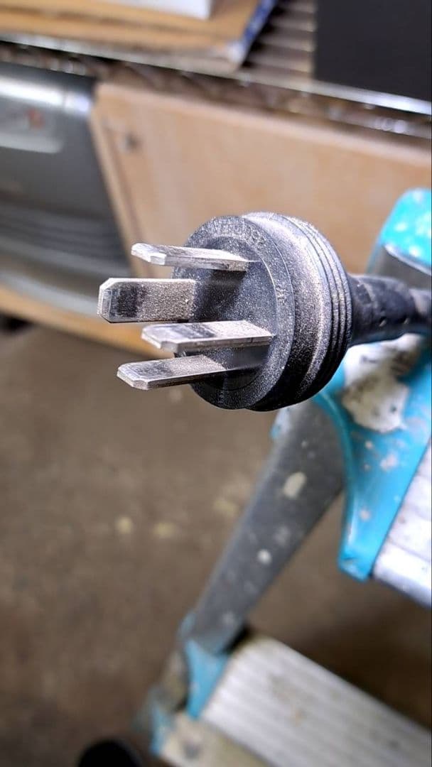 シルバー冷蔵庫 253LCD ノンフロン断熱 2011年 200V 業務用 中古