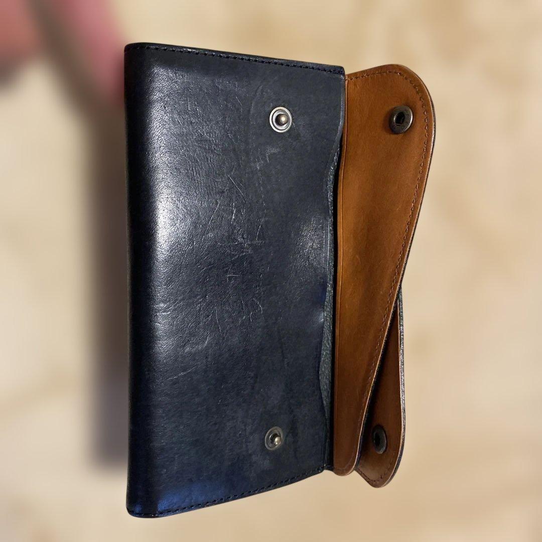 BEER BELLY Dフラップ長財布 レザー製 黒 スナップボタン式