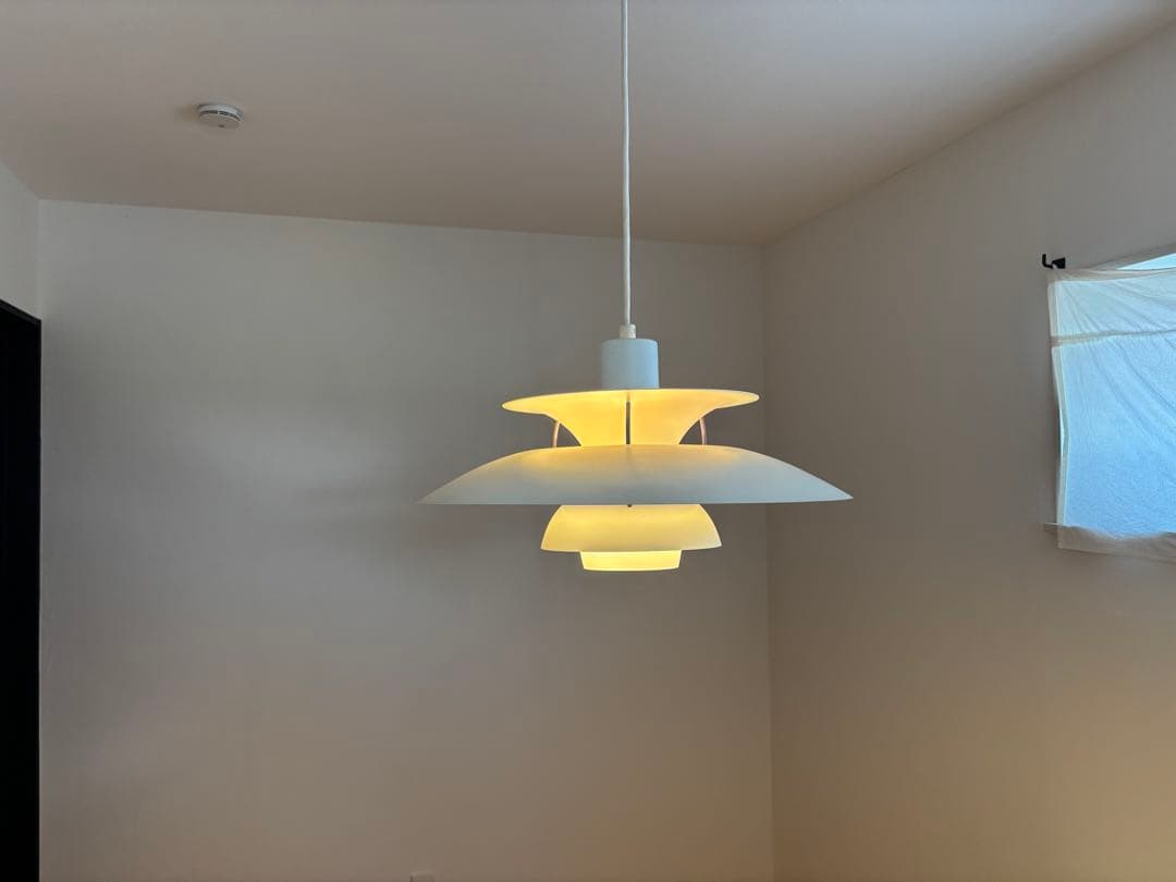 ルイスポールセン　PH5 クラシックホワイト