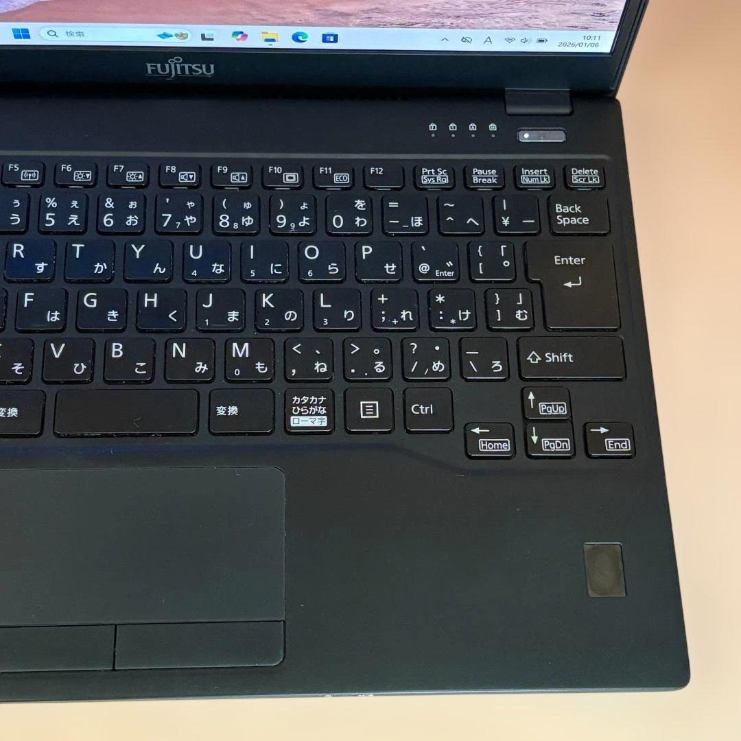 美品 富士通 LIFEBOOK 第10世代i5 8GB SSD256GB カメラ