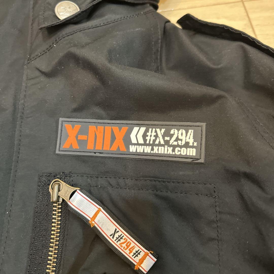 45000円！X-nix スノーボードウェア 上下セット ブラック