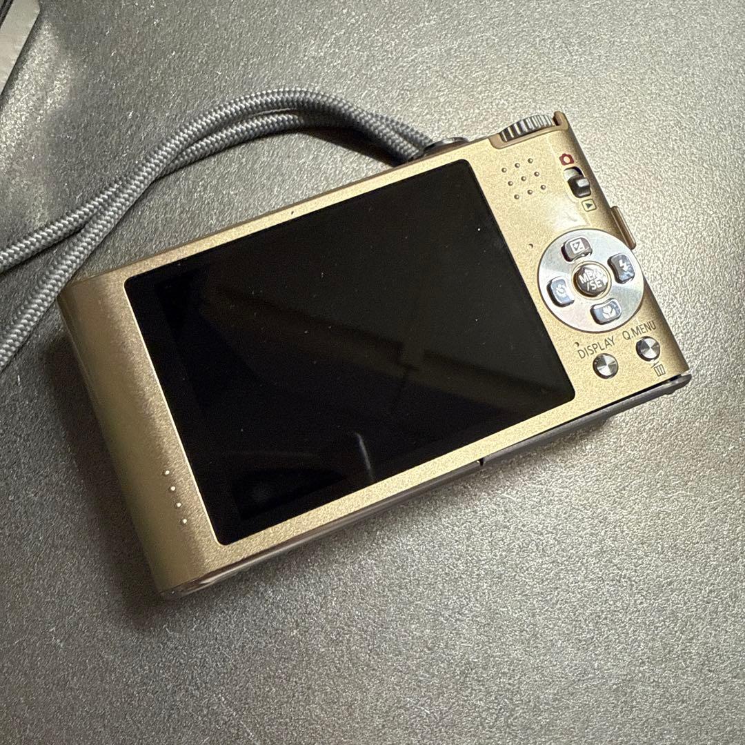 【値下げしました】Panasonic DMC-FX66 デジタルカメラ ゴールド