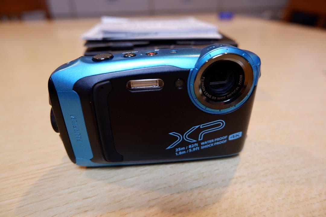 デジタルカメラ FUJIFILM FINEPIX XP140