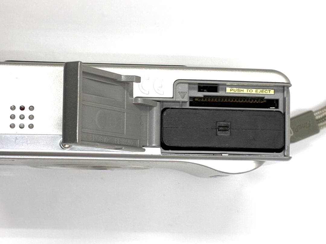 25M10-139 フジフィルム FinePix F10 デジカメ コンデジ