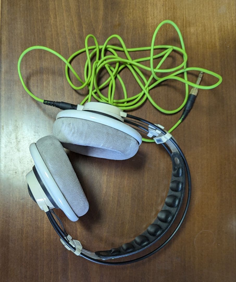 AKG Q701 クインシージョーンズ