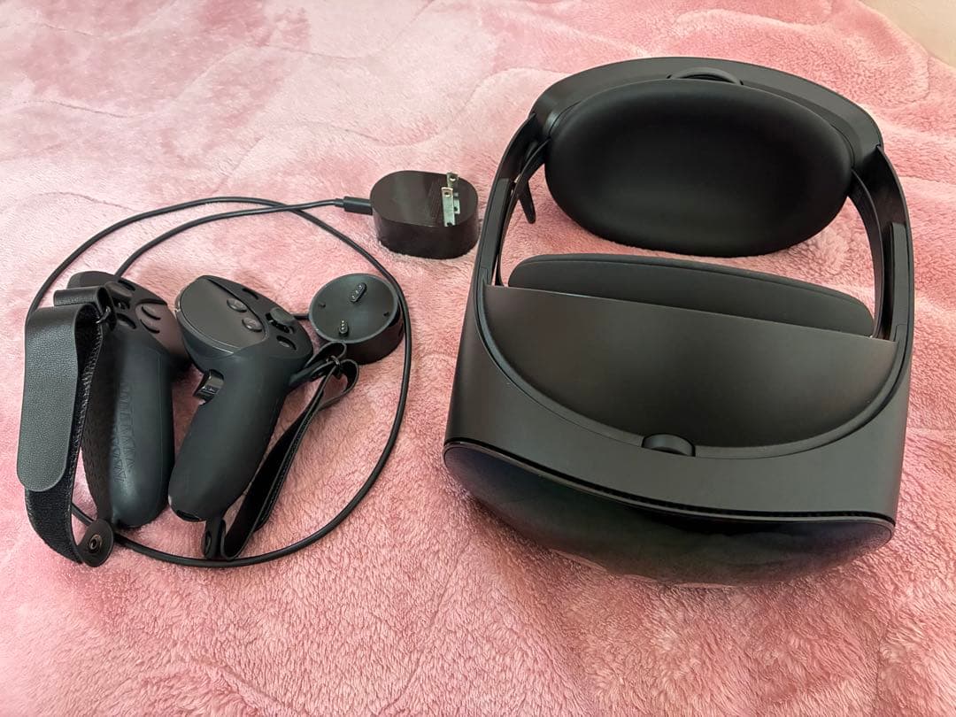 ジャンク QuestProヘッドセットとコントローラー