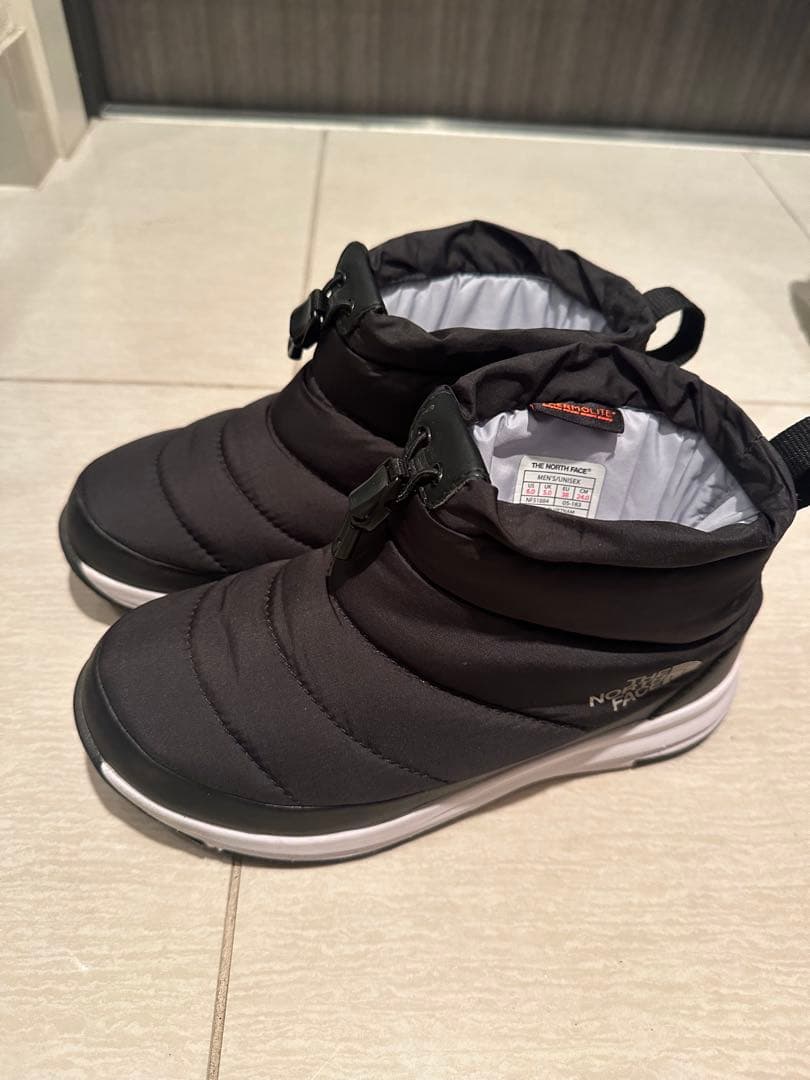 5回着用The North Face ヌプシ　ショートブーツ ブラック　24㎝