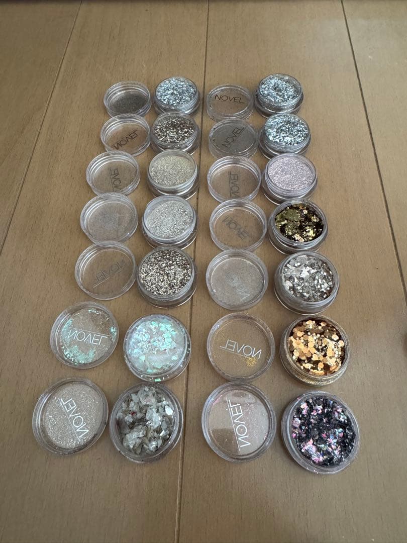 ほぼ未使用品　NOVEL ジェルネイル　パウダー　パーツセット