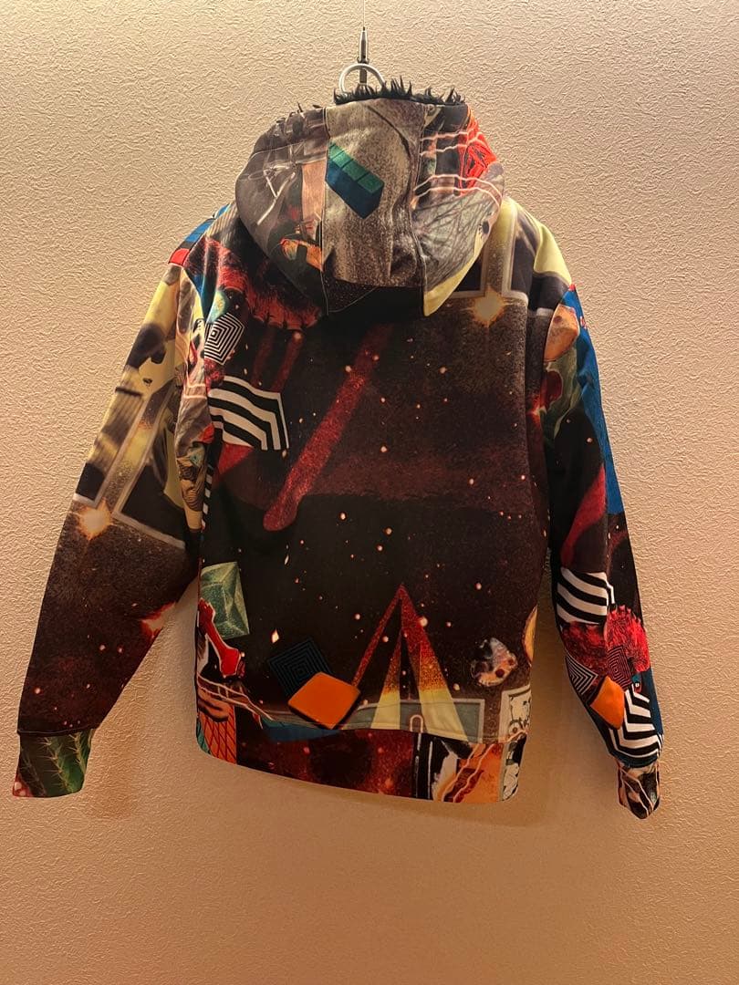 VOLCOM Hovin Wang アーティストシリーズパーカー