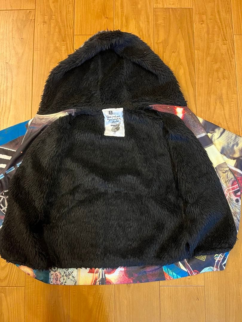 VOLCOM Hovin Wang アーティストシリーズパーカー