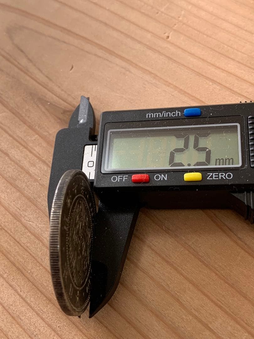 一圓銀貨 明治七年　後期　浅彫