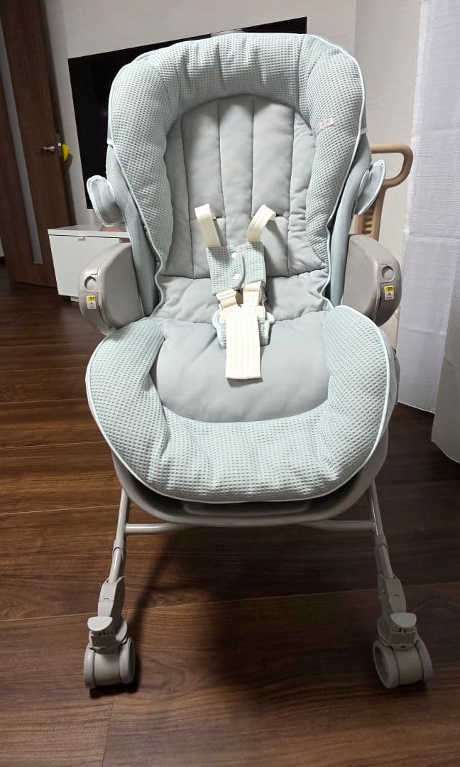 Aprica ユラリズム オートプレミアム アップリカ