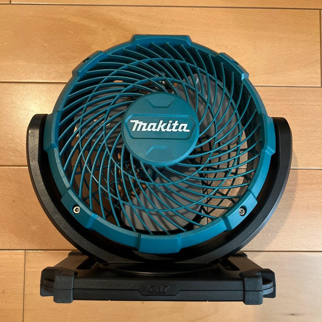 充電式ファン CF100DZ と　DC10SA BL1015のセット