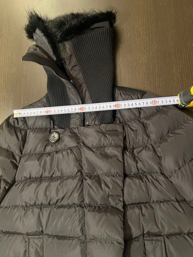 モンクレール　リアルファーウールレイヤードダウンジャケット