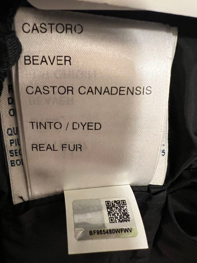 モンクレール　リアルファーウールレイヤードダウンジャケット