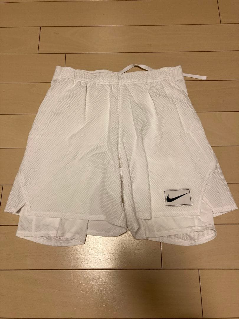 ナイキ　ウィンブルドン　テニスウェア