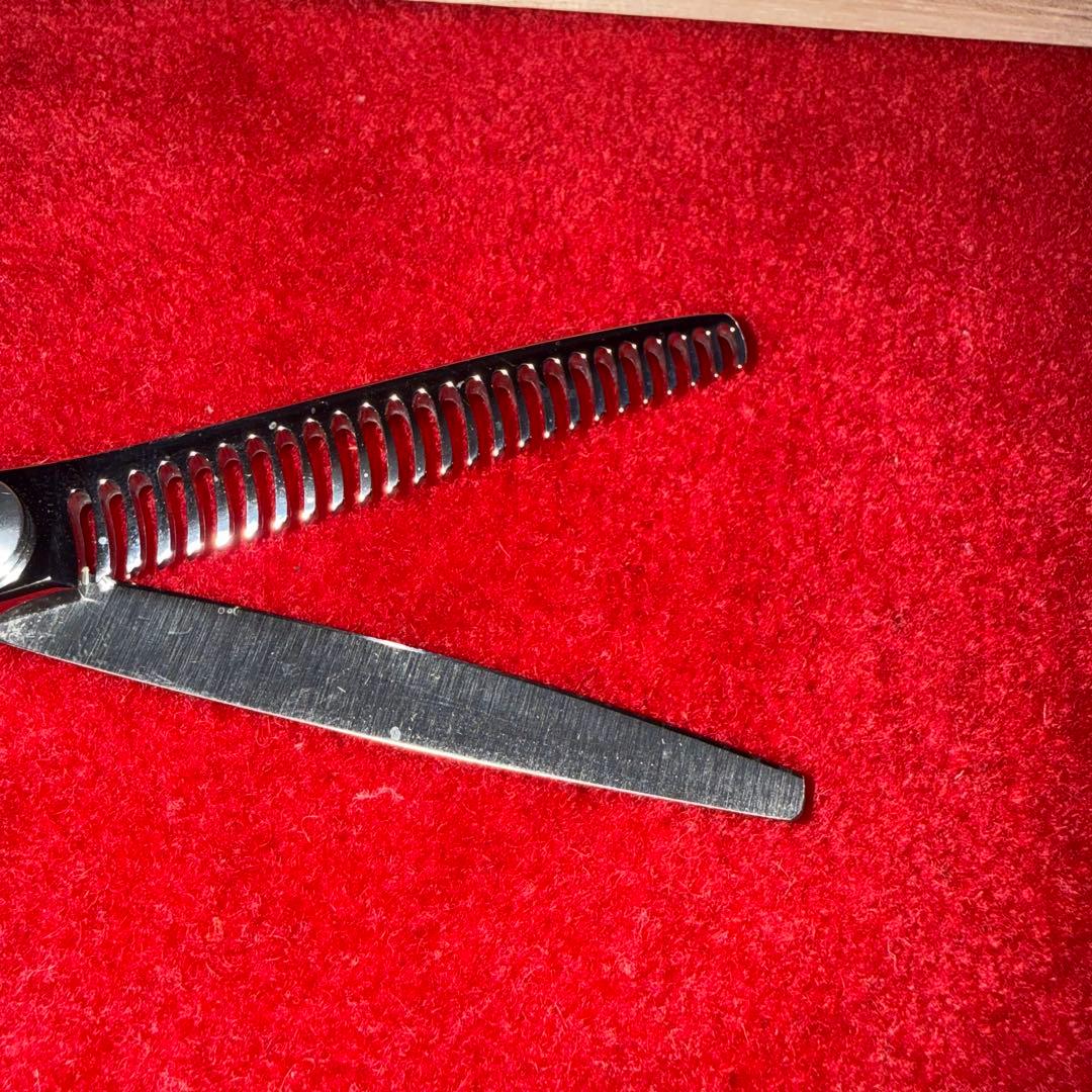 SG-302T SHIGERU 燕三条 プロ用 セニングシザー スキ鋏