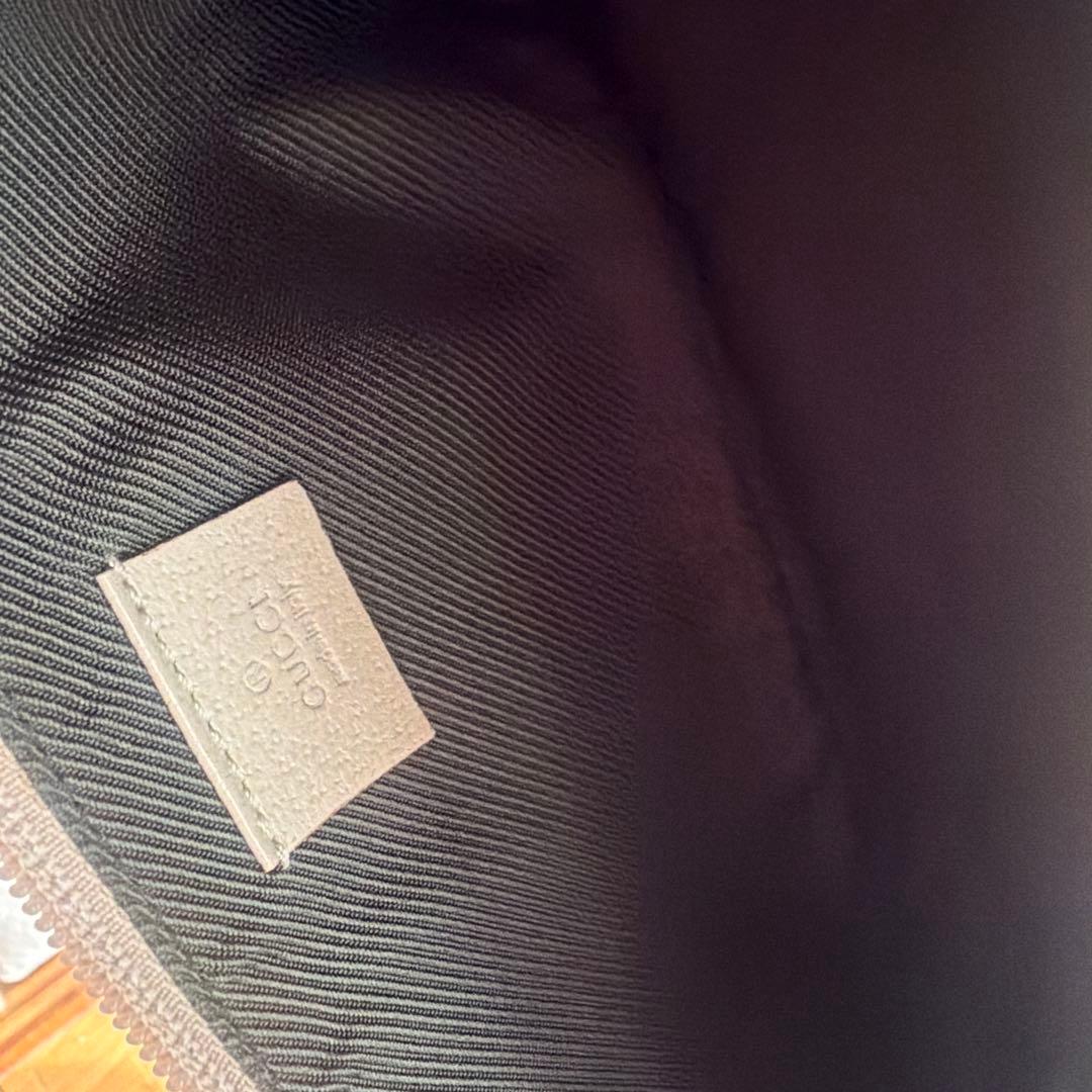 GUCCI GGキャンバスポーチ ベージュ/ブラウン　ほぼ未使用