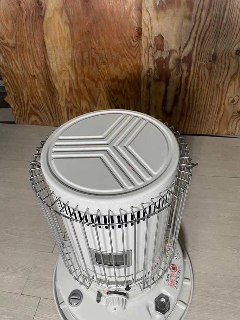 2021年製 自然通気形放式石油ストーブ KS-67H