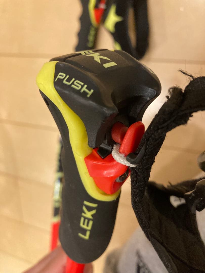 LEKI GSポール アルミストック　ストラップ付き