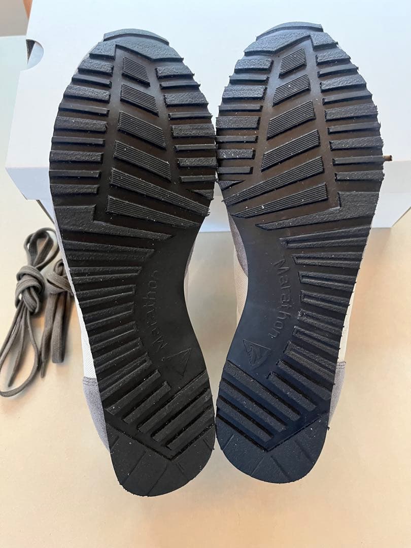 新品未使用品　ノベスタ　マラソントレイル　UK6.5 25.5-26.0cm