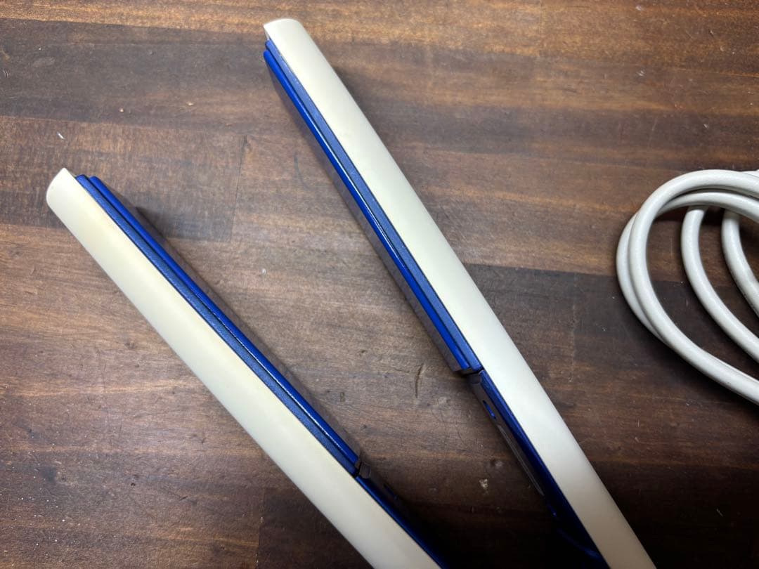 【正規品】ヘアビューロン 3D Plus リュミエリーナ ストレートアイロン