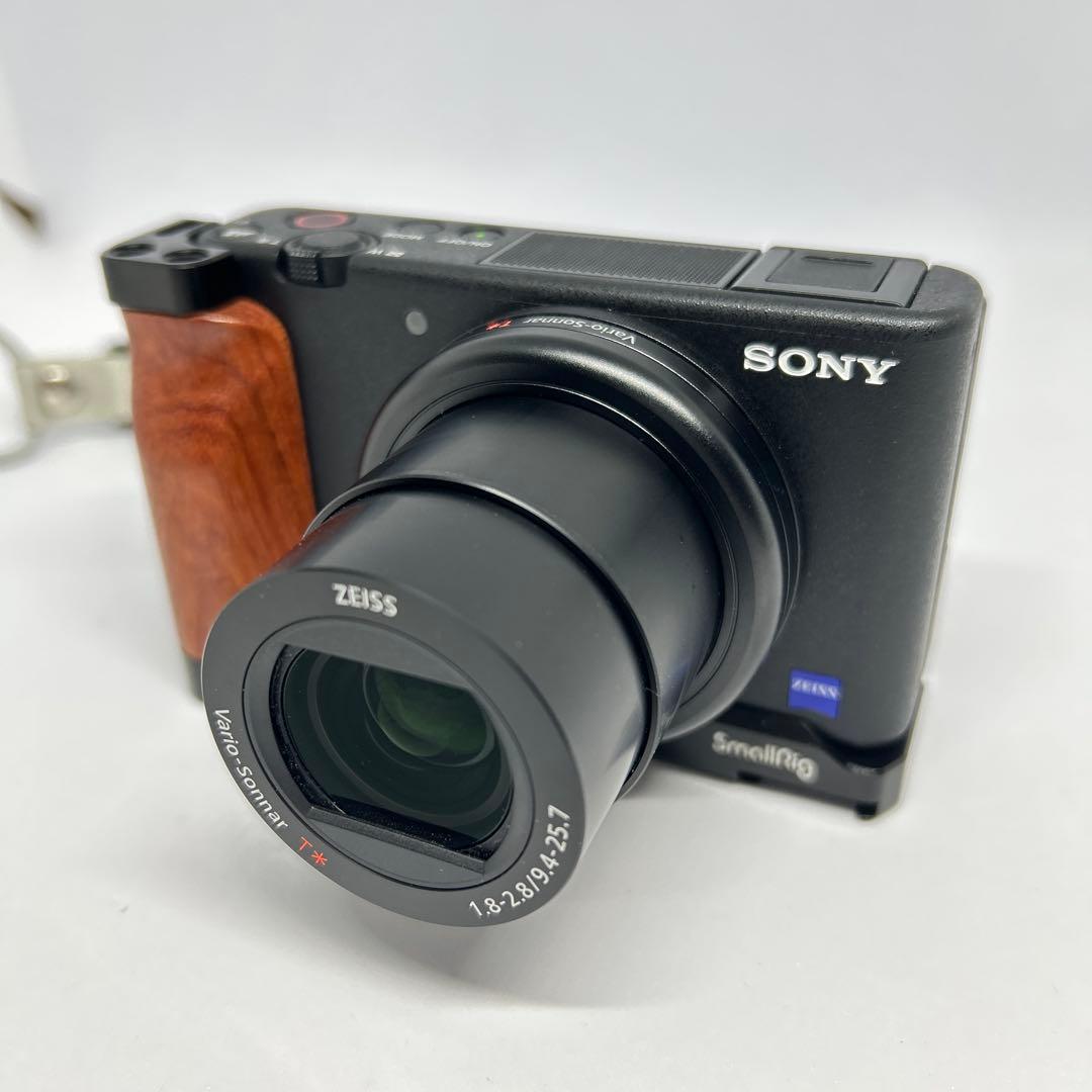 SONY ZV-1G + 純正充電器 + SmallRigグリップ