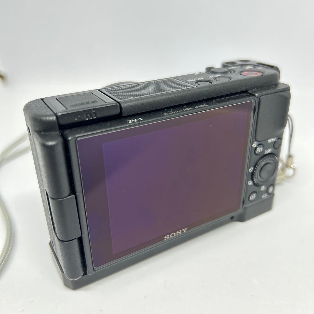 SONY ZV-1G + 純正充電器 + SmallRigグリップ