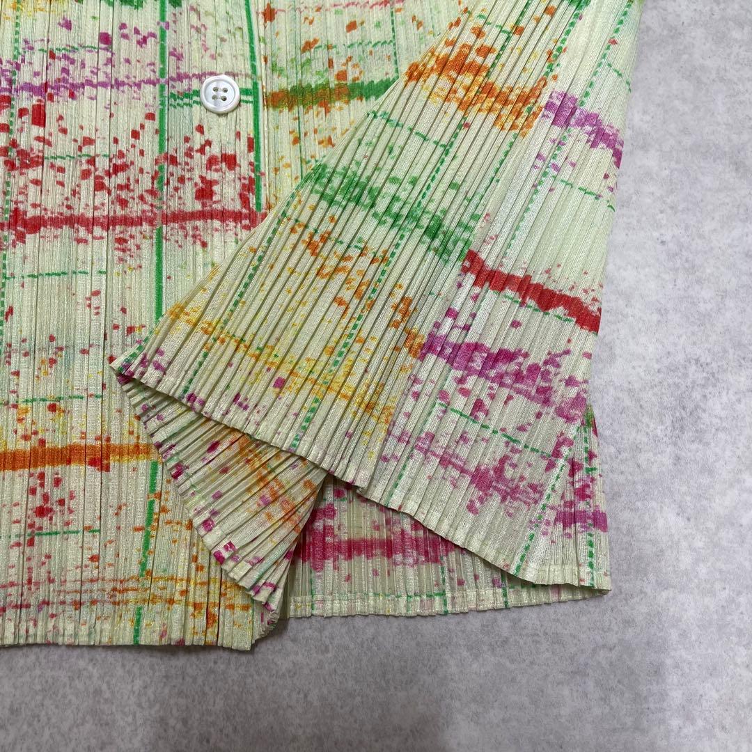 【美品】プリーツプリーズ　総柄　長袖シャツ　ペイント風　3