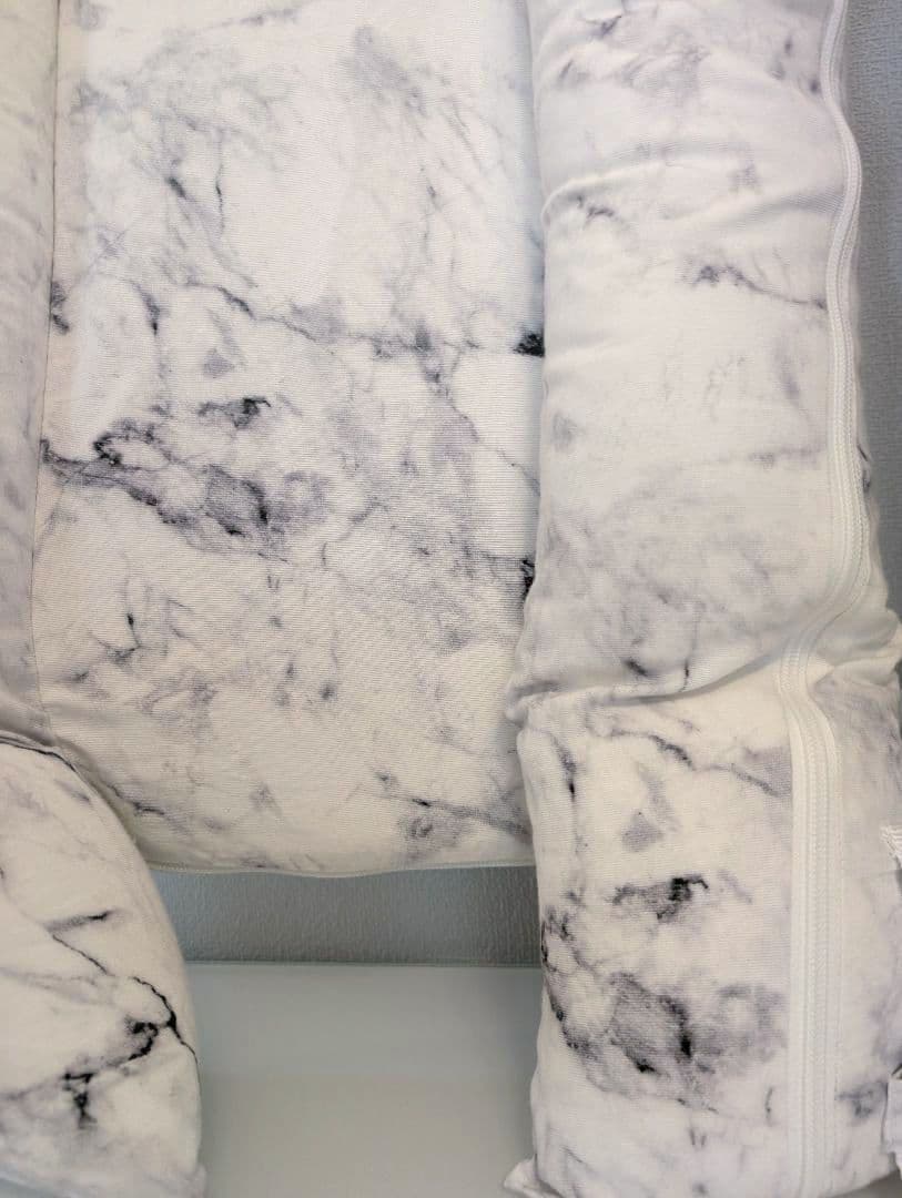 ドッカトット dockatot deluxe+ マーブル色　ベビーベッド