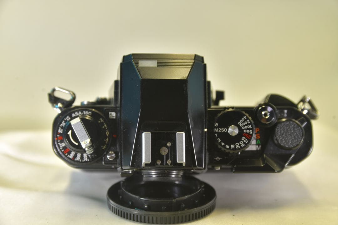 Nikon FA フィルム一眼レフカメラ NIKONストラップ、ボディキャップ