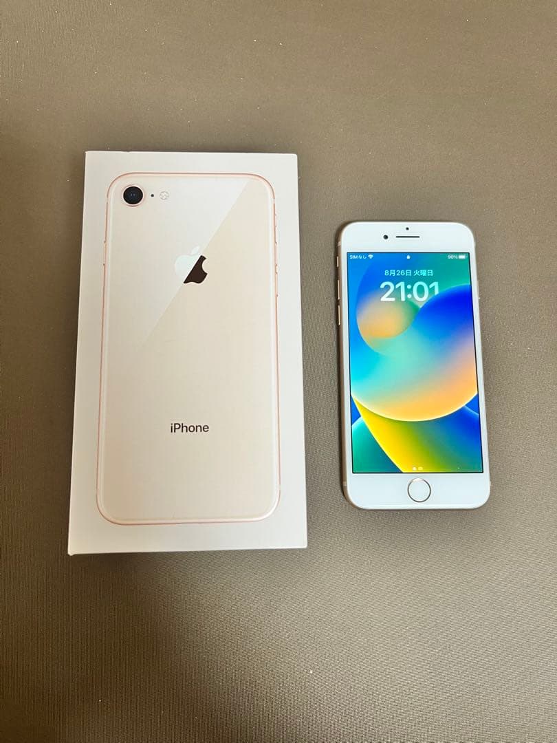 iPhone8 64GB ゴールド　本体　箱付き　simフリー