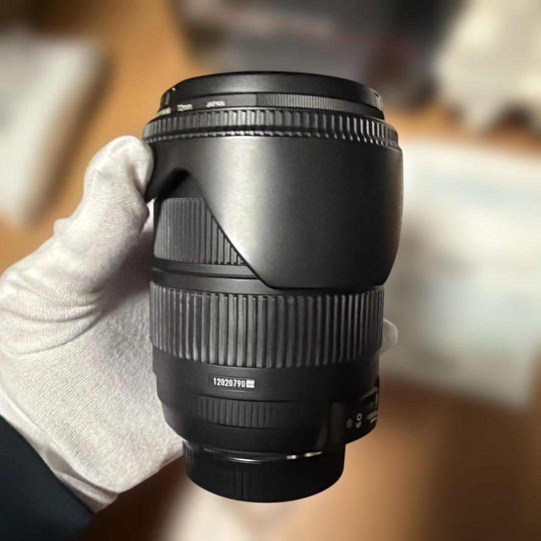 極美品 SIGMA 18-200mm F3.5-6.3 DC OS