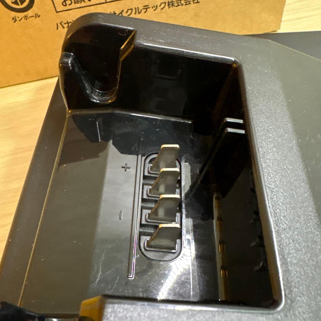 落札Panasonic NKJ074Z 電動自転車用充電器