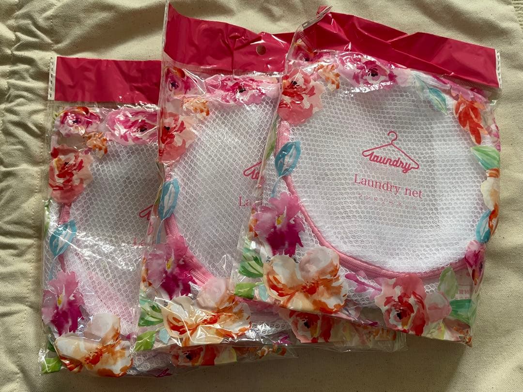 VIAGE x Sanrio ナイトブラ5着セット ランドリーネット3個付