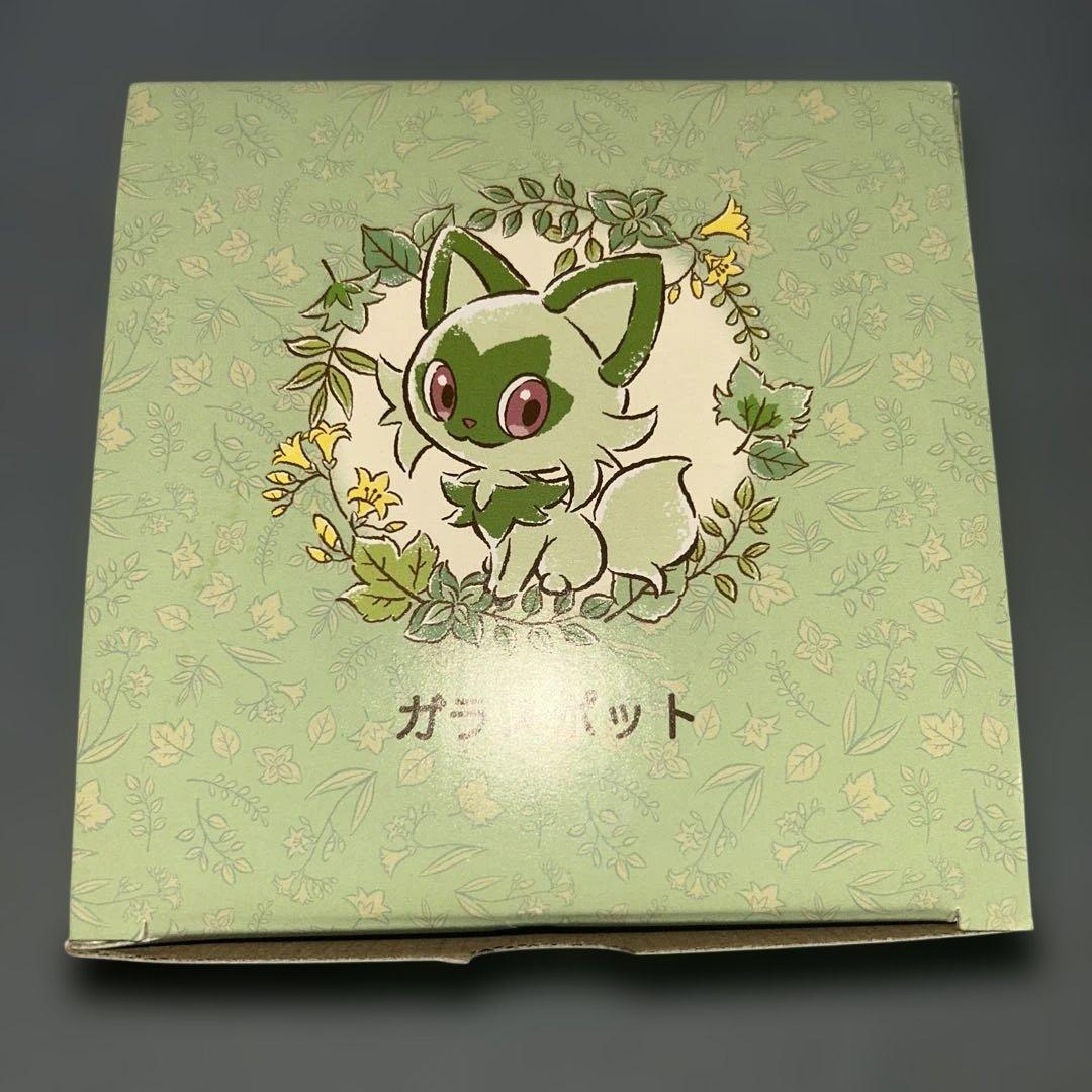 ポケモンセンターオリジナル ガラスポット にゃ！にゃにゃ！ニャオハ！