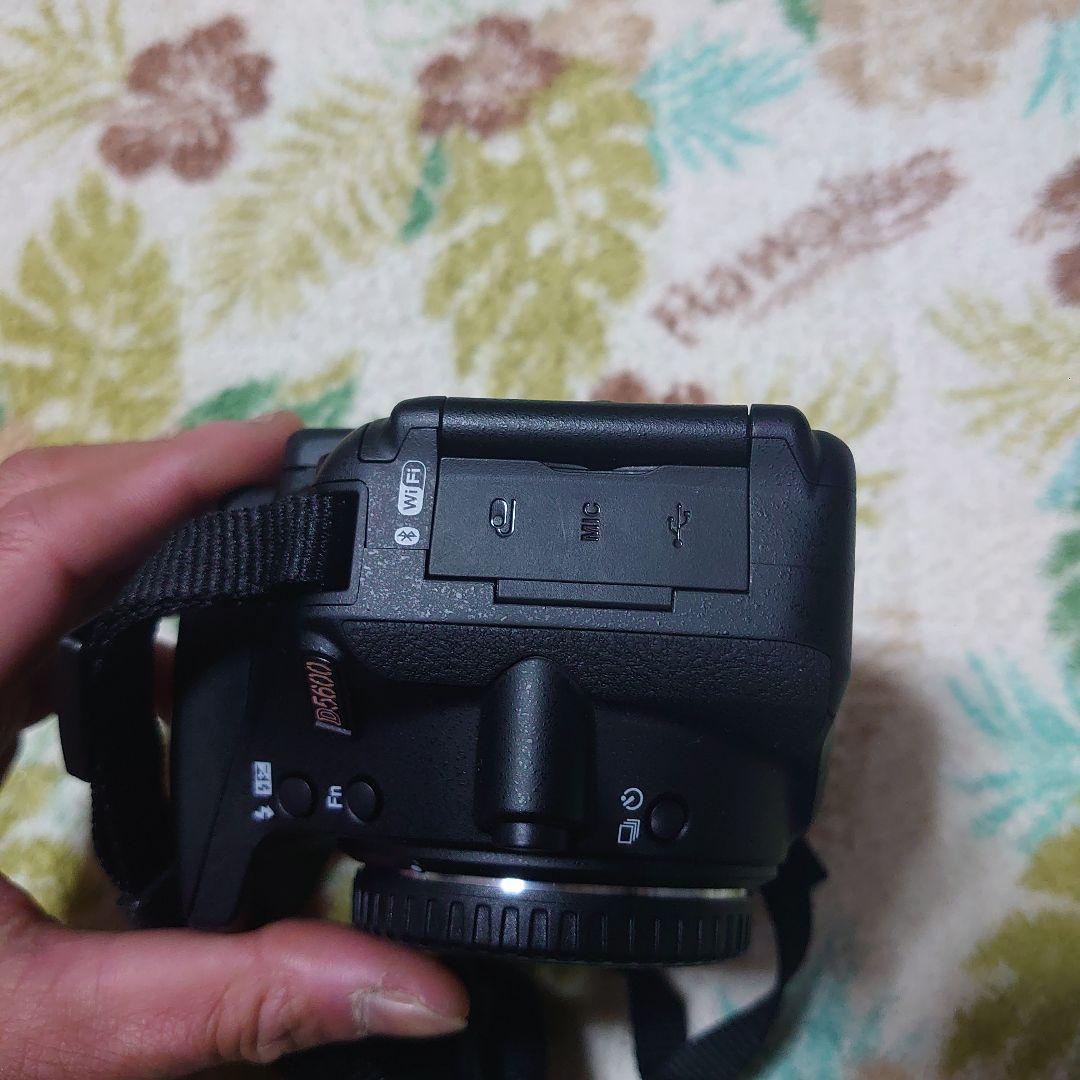 【美品】Nikon D5600 18-55 VR+70-300VR kit