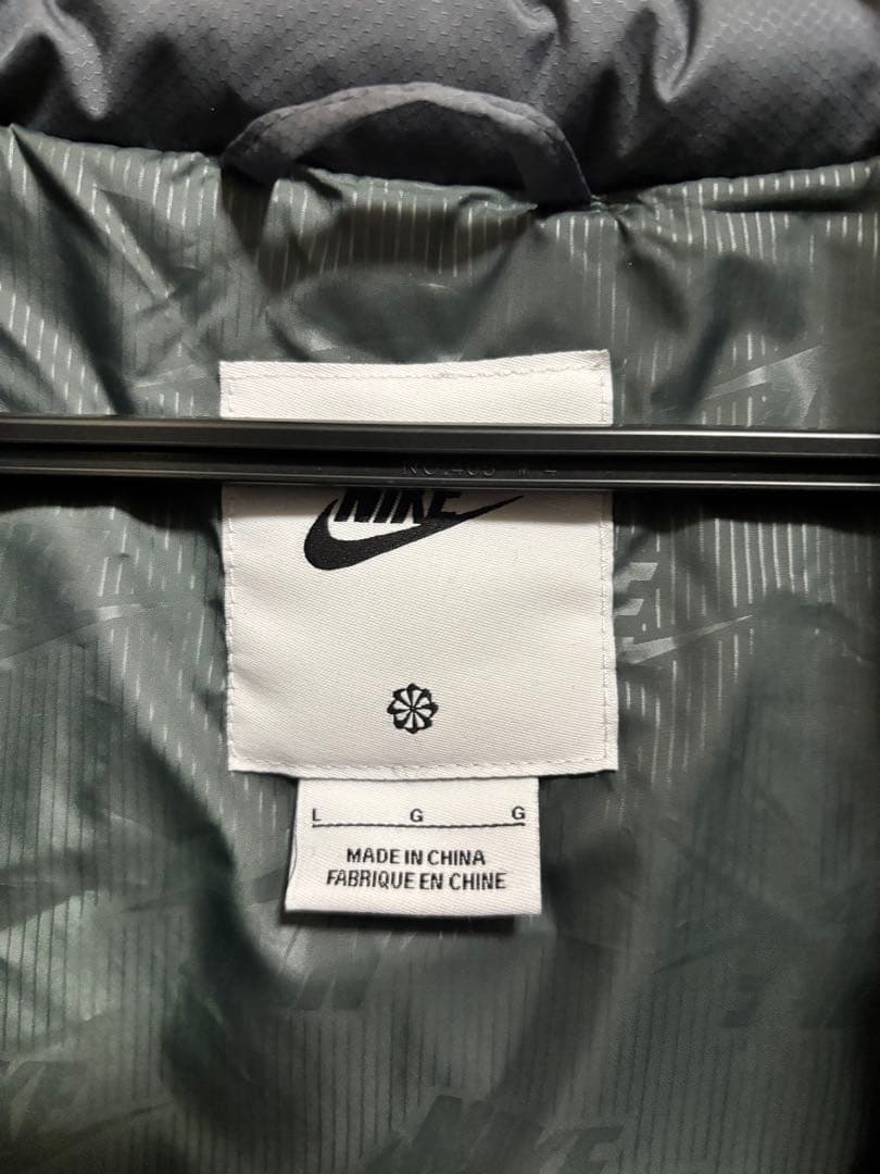 Nike グレー ダウンベスト Lサイズ