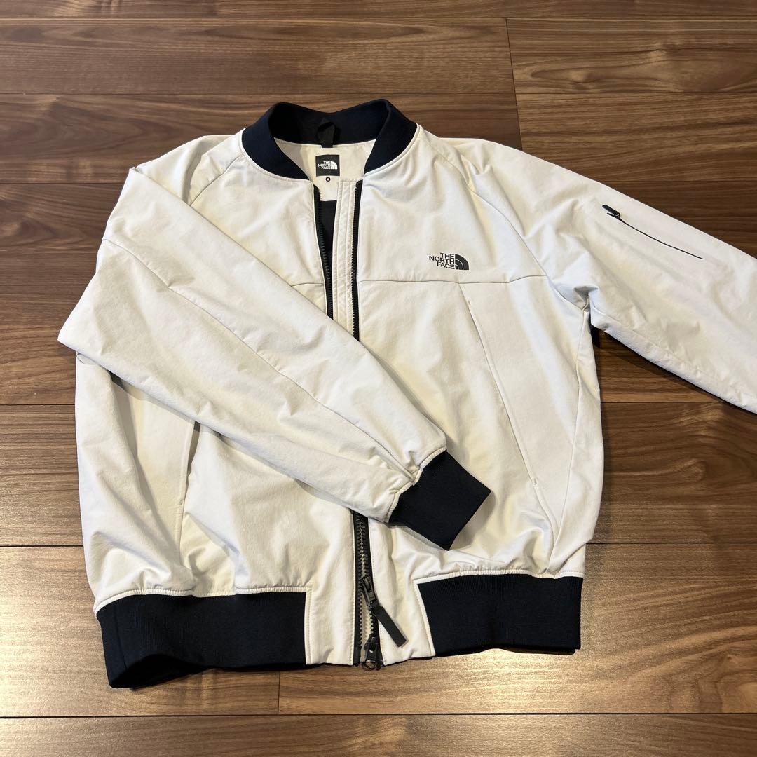 【美品】THE NORTH FACE ホワイト ジャンパー　M