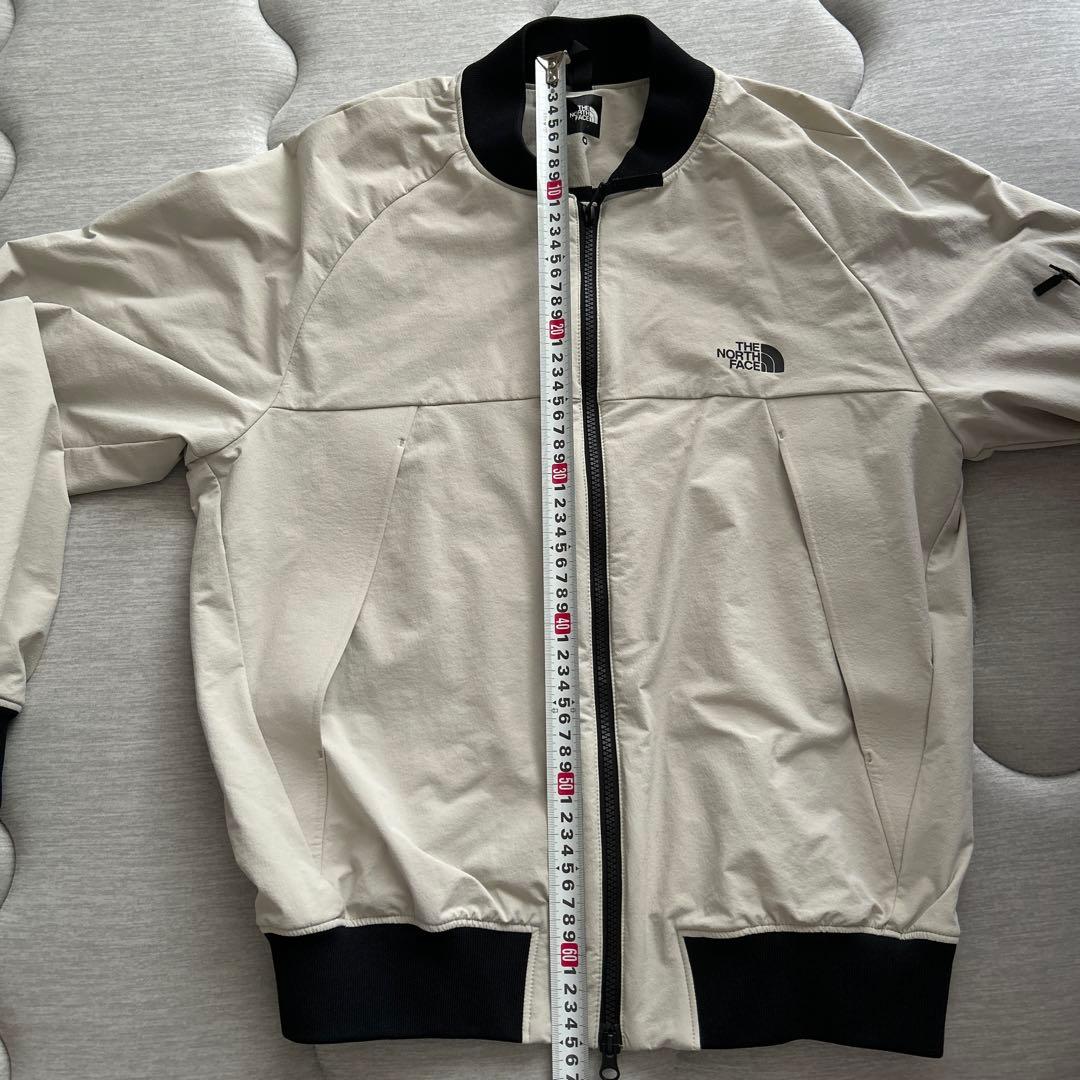 【美品】THE NORTH FACE ホワイト ジャンパー　M