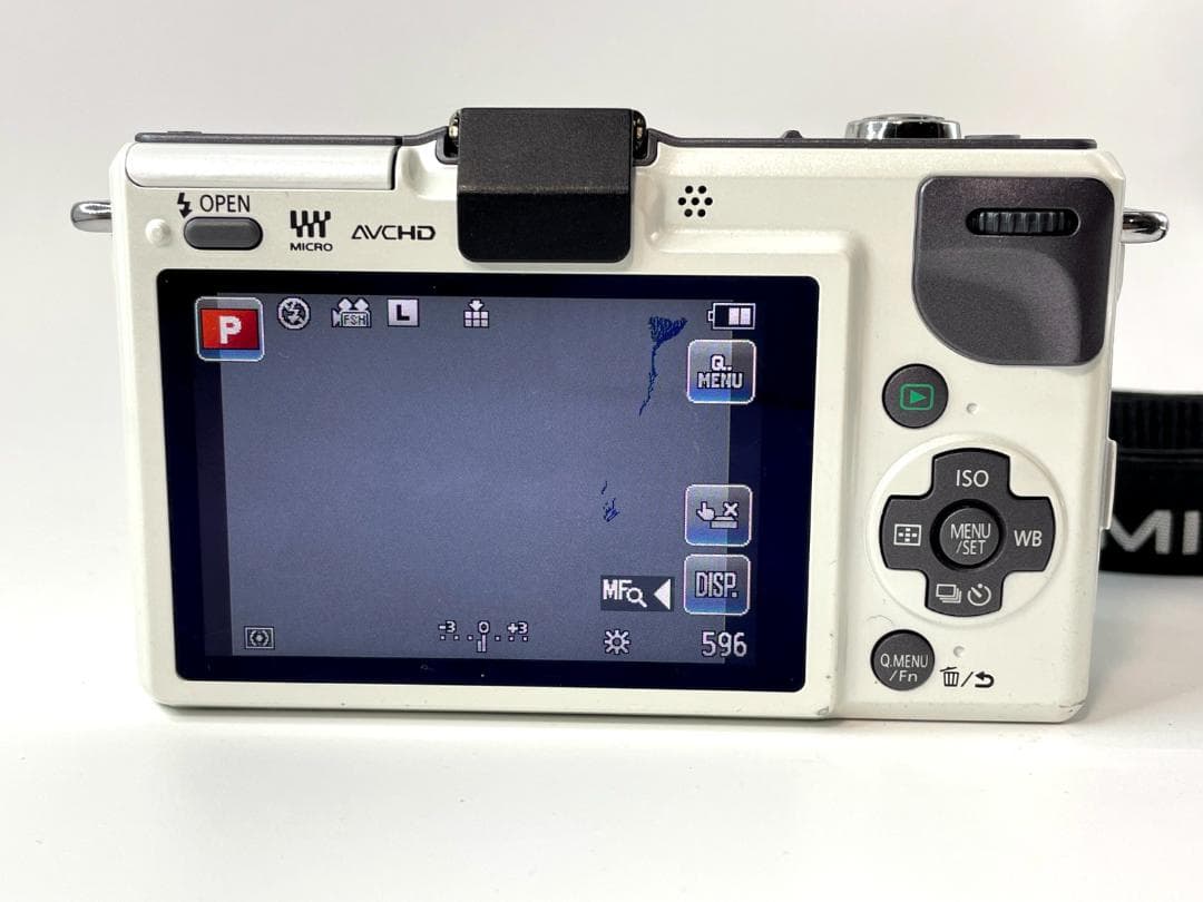 動作OK Panasonic LUMIX GF2 ホワイトボディ #2903