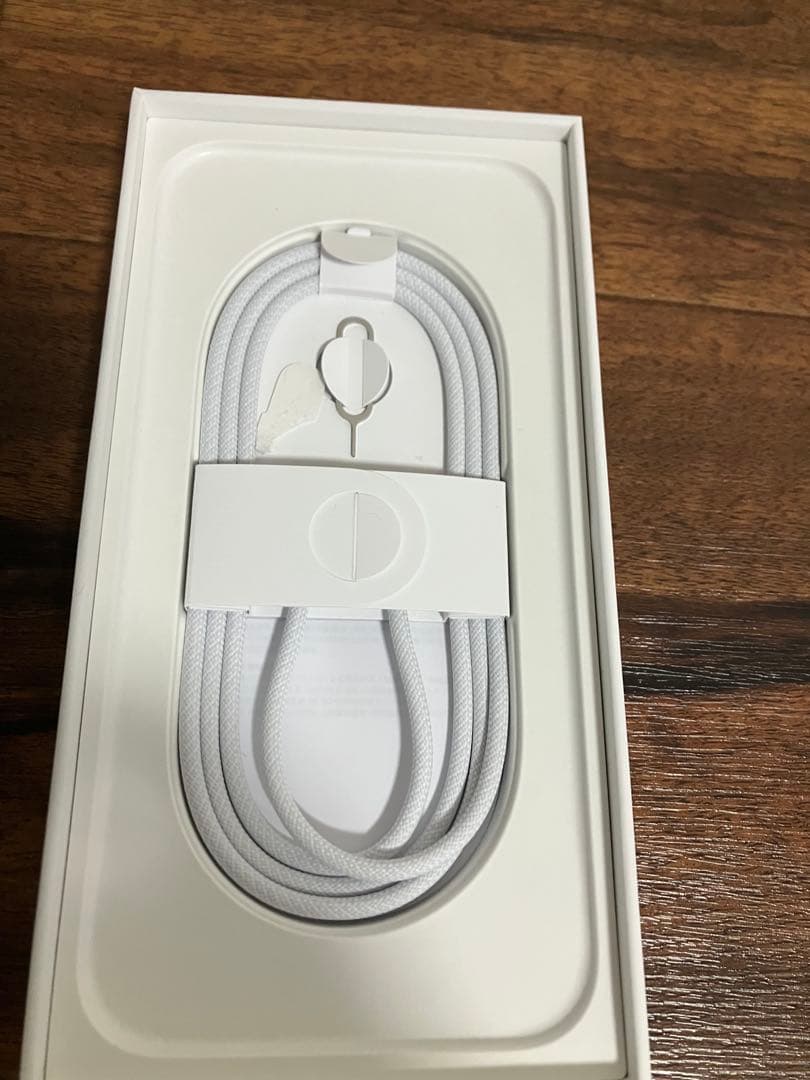 週末特価　香港版　iPhone 16 Plus ティール 128GB