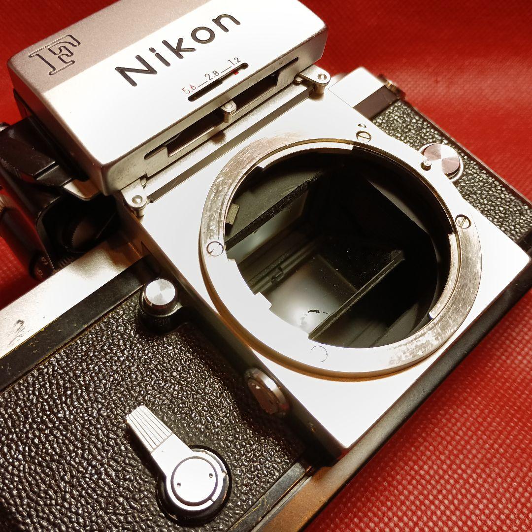 Nikon F 一眼レフカメラ 35mm Nikkorレンズ付き