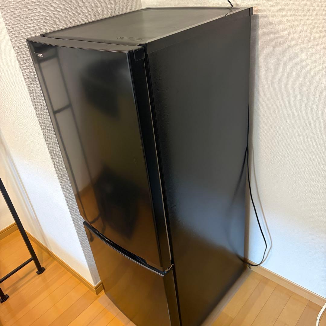 東芝(TOSHIBA) 冷蔵庫153L GR-U15BS 2ドア　右開きブラック