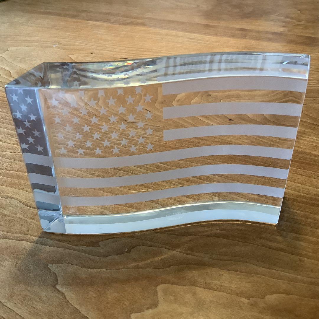 バカラ　星条旗の置物