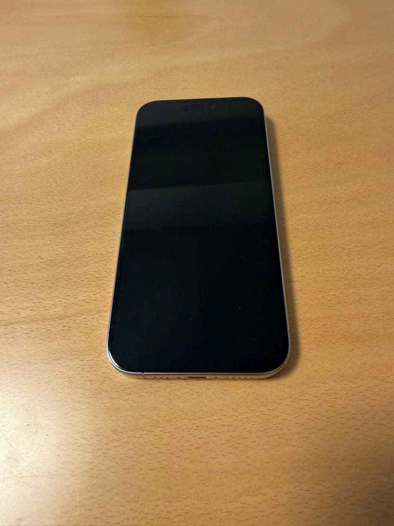 【SIMフリー】iPhone 15Pro 256GB ナチュラルチタニウム